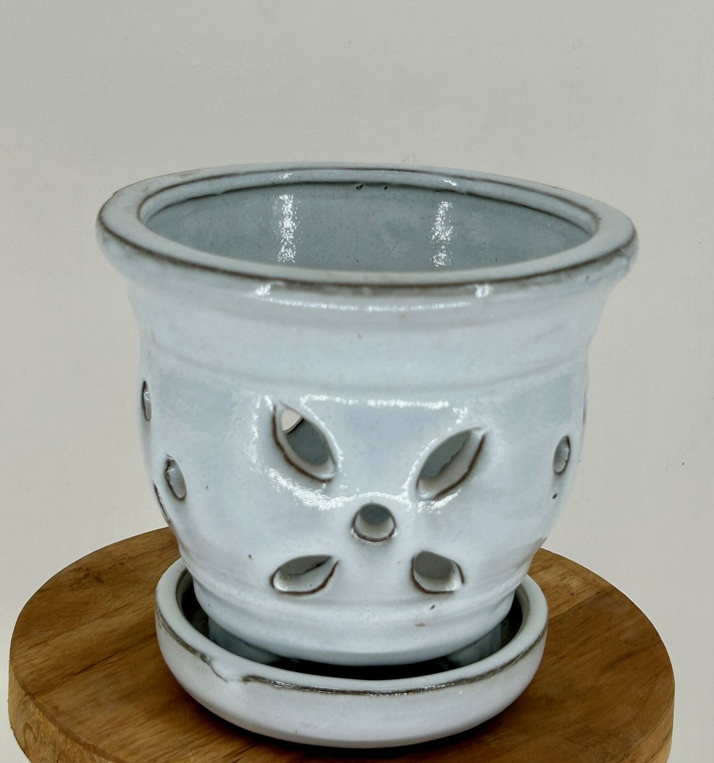 White Ceramic Orchid Pot - Round With Attached Humidity Drip Tray 5.5" x 5.5" x 5.25" tall