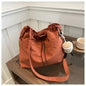 New large capacity waterproof nylon cloth drawstring pleated shoulder bag travel leisure crossbody bucket bag