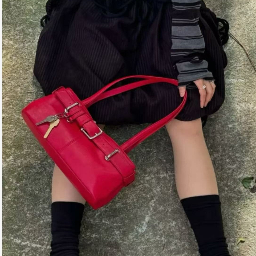 Small niche design bag, internet famous single shoulder handbag, underarm bag, belt buckle, Japanese women's bag