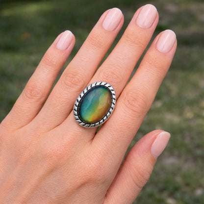 Adjustable Vintage Rope Style Oval Mood Ring