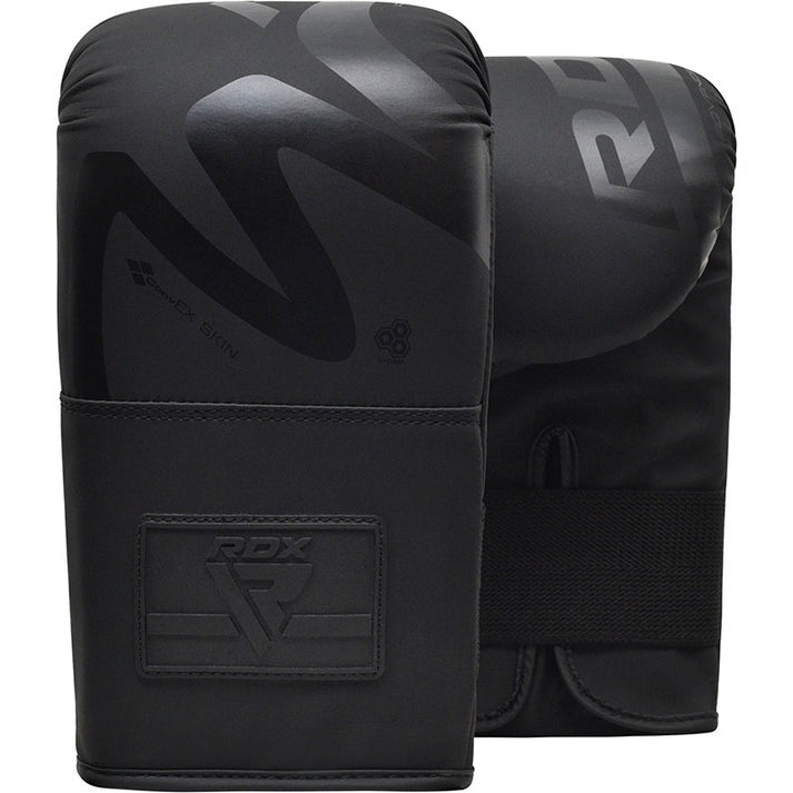 BOXING BAG MITTS F15 MATTE BLACK